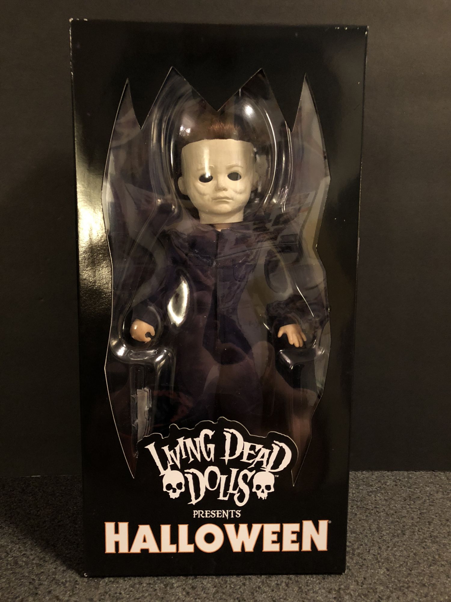 Let's Take a Look at the Mezco Toyz Living Dead Doll Michael Myers