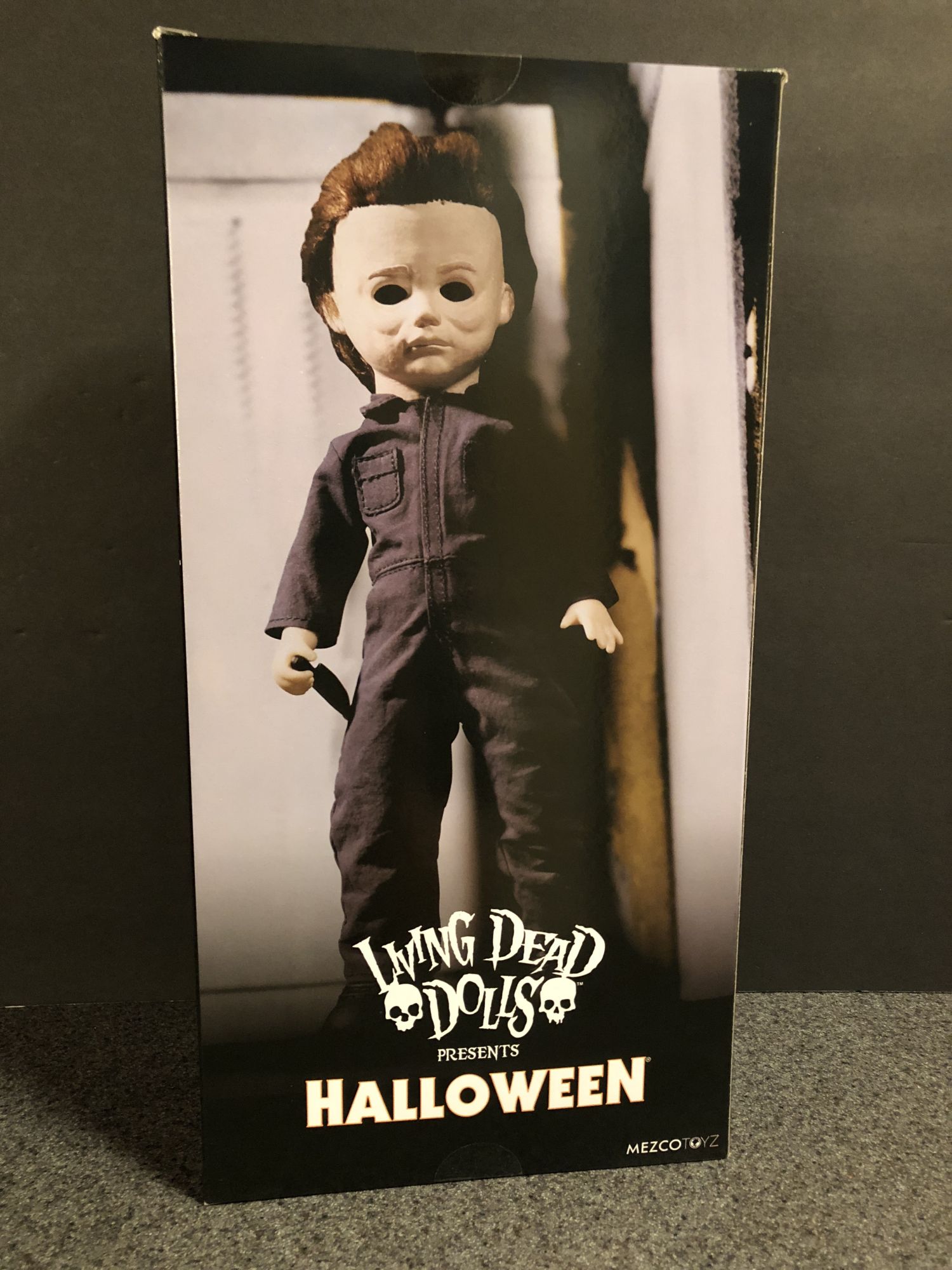 Michael myers living store dead doll 2018