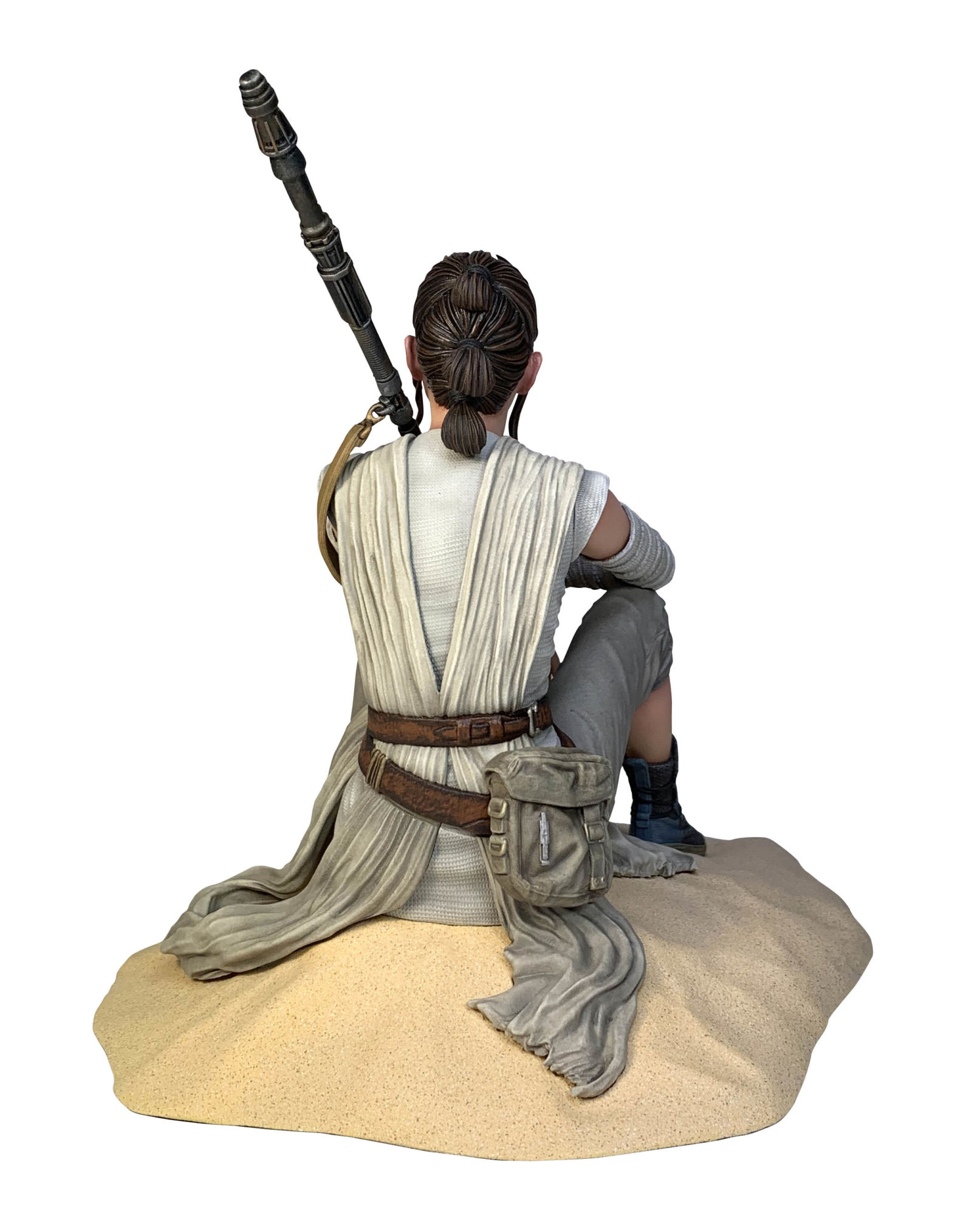 Rey Warms Our Hearts in New Exclusive Star Wars Gentle Giant Statue