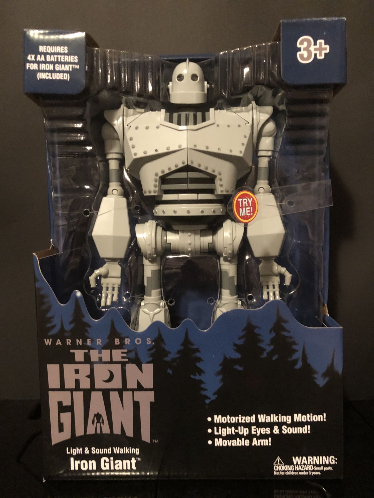 NEW SEALED 2020 Light Sound Walking Iron Giant 14 Figure Walmart Exclusive