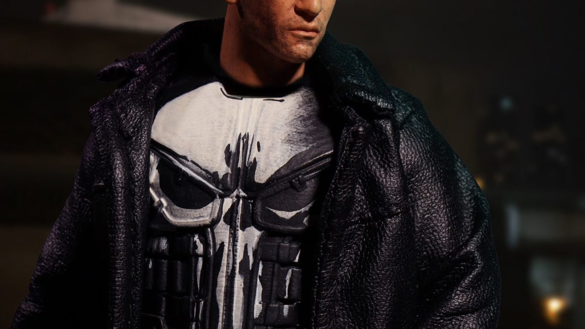 Mezco One:12 buy Netflix Punisher