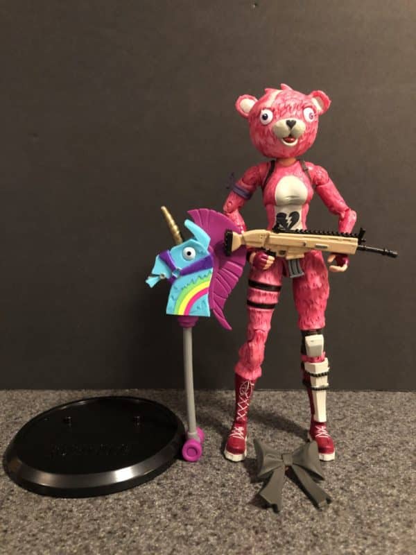 Let S Take A Look At Mcfarlane Toys Fortnite Cuddle Team Leader - mcfarlane toys fortnite cuddle team leader figure 3