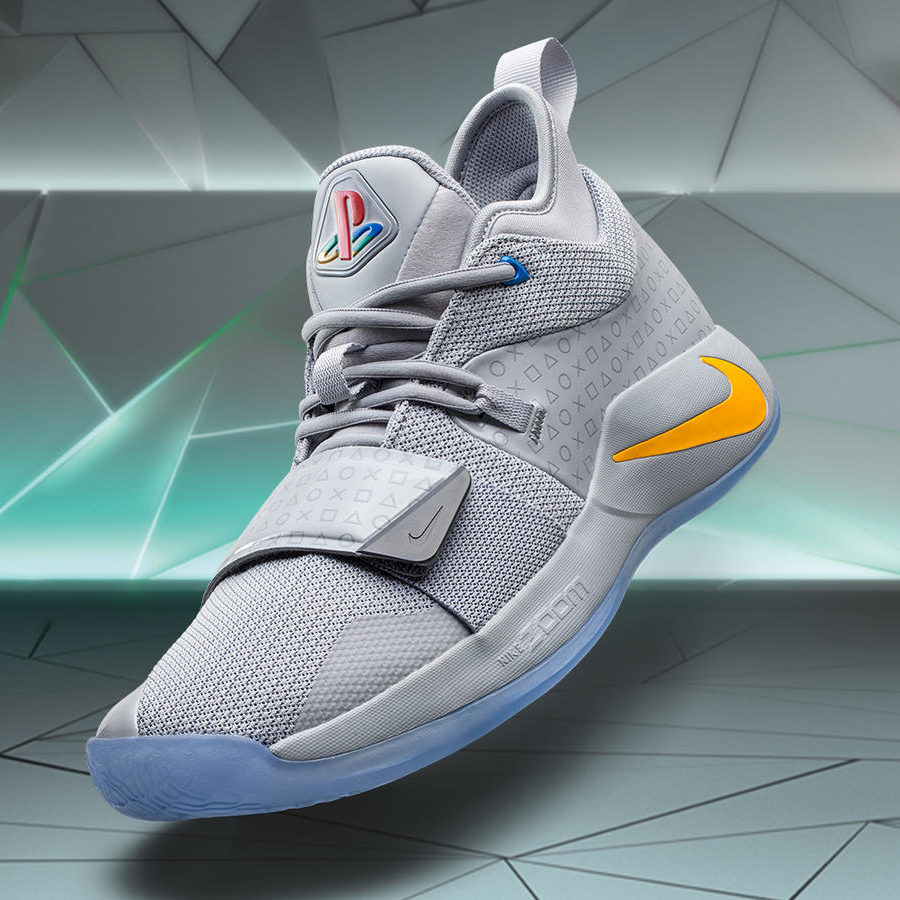 Fácil de suceder molino Grabar Nike Announces PG 2.5 x PlayStation Shoes With Classic PS1 Look