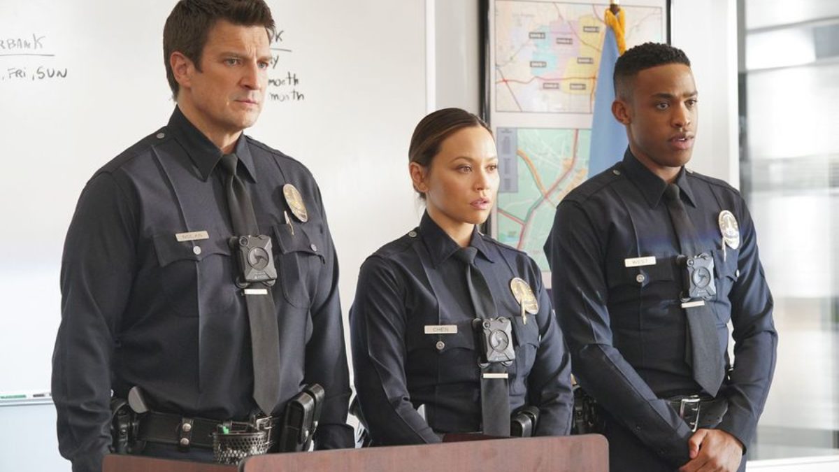 Nathan Fillion feels aches as middle-aged cop on ABC's 'The Rookie