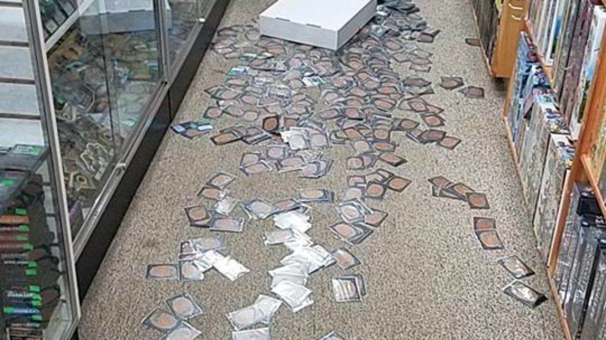 2 000 Reward To Identity New Hampshire Comic Store Burglar 2 000 Reward To Identity New Hampshire Comic Store Burglar