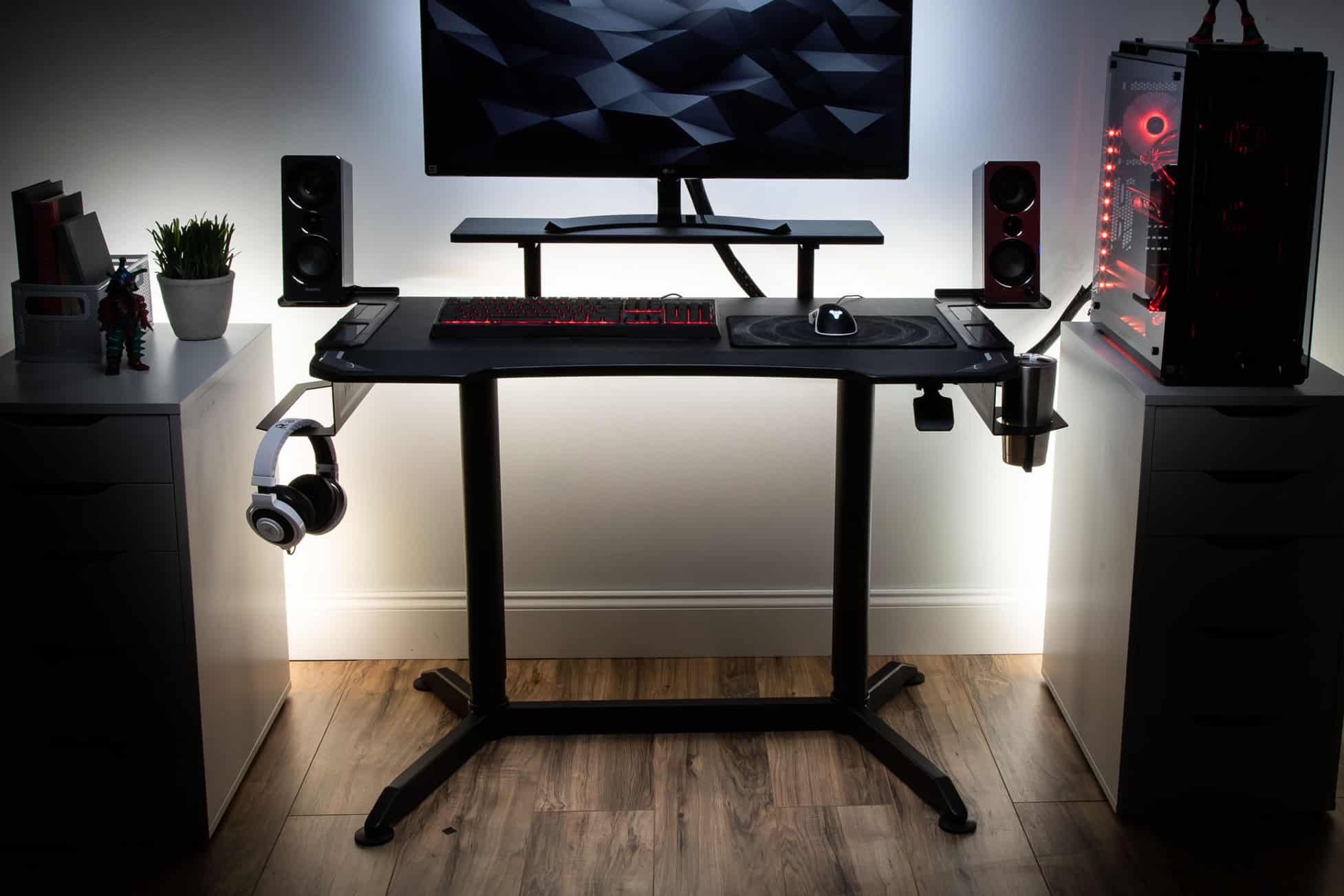 Table desk. Gaming Table. Стол ПС-3. Gamer Table. Gaming Table with PC.