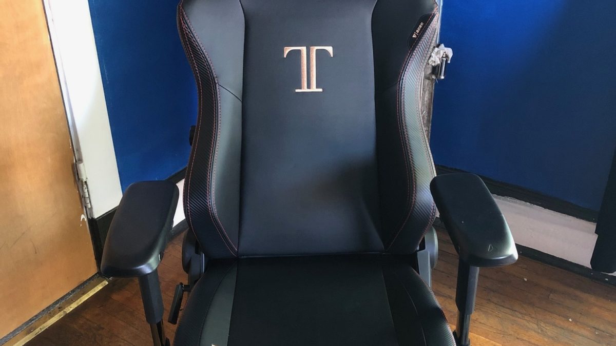 secretlab titan backrest uneven