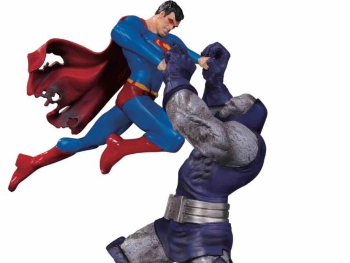 Superman vs Darkseid Statue Was so Popular It Gets a Third Edition