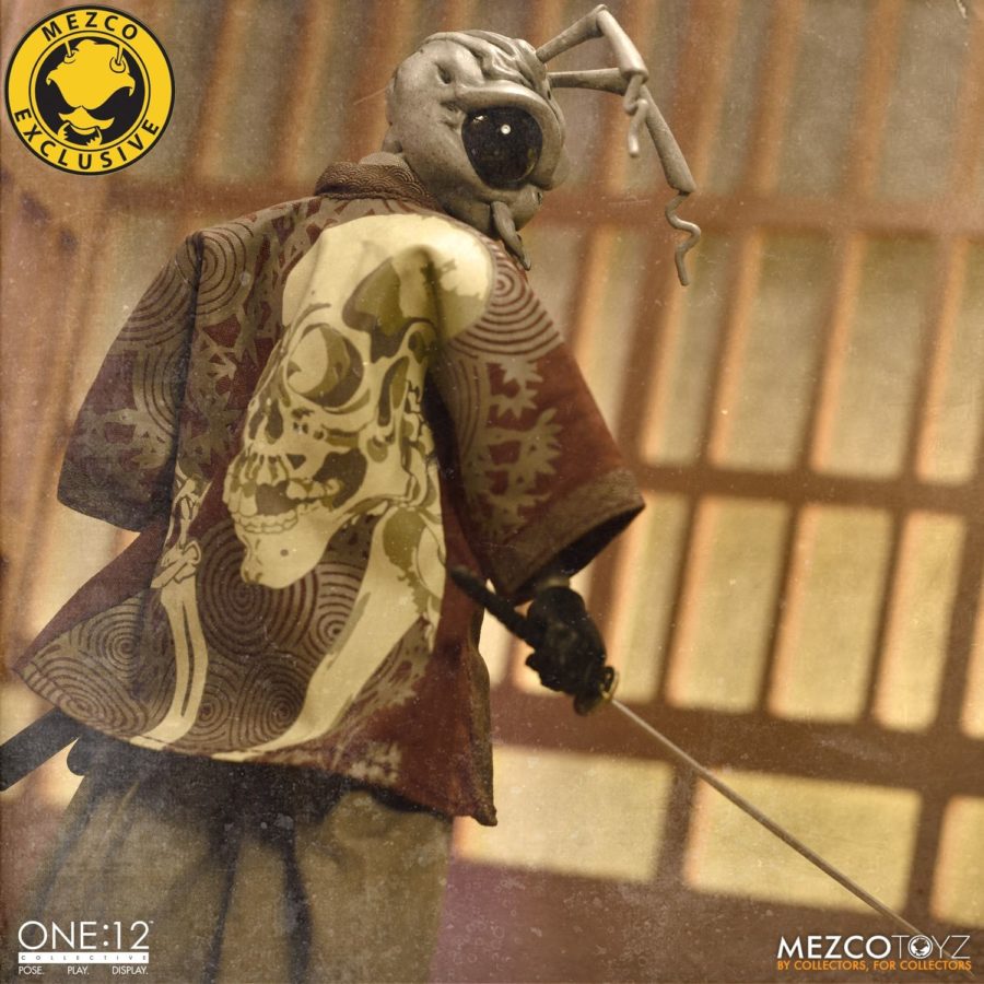 mezco gomez lone roach