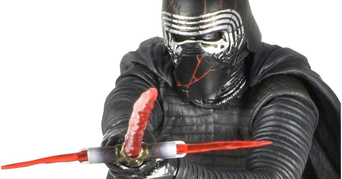 Kylo Ren Rises With New Star Wars Statue From Diamond Gallery