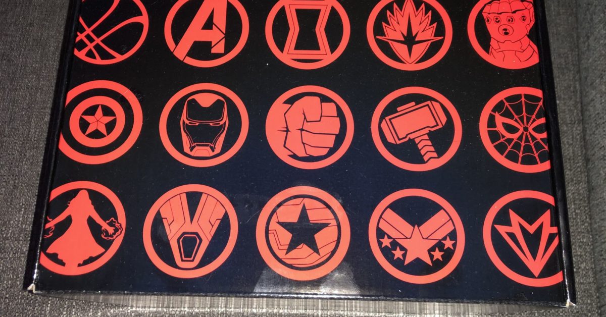 Lot Funko Pop Marvel Collector's Corps: Star Lord 611 Et Black Panther 612