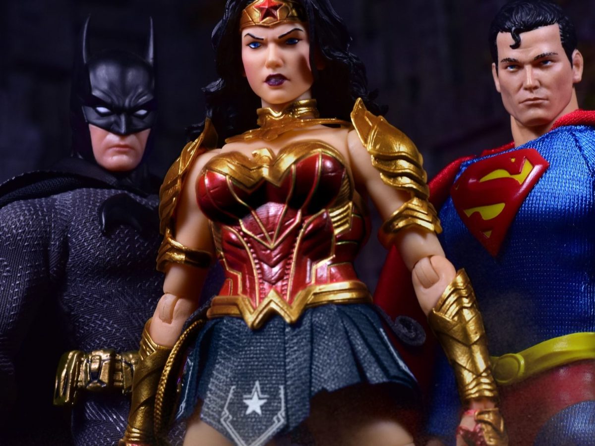 mezco wonder woman 2020