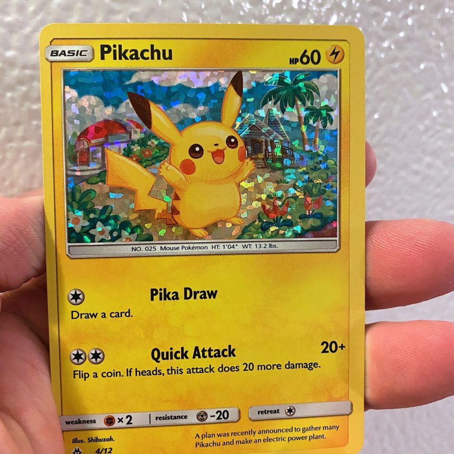 TIREI A CARTA POKEMON MAIS RARA DO MCDONALDS! PIKACHU holográfico