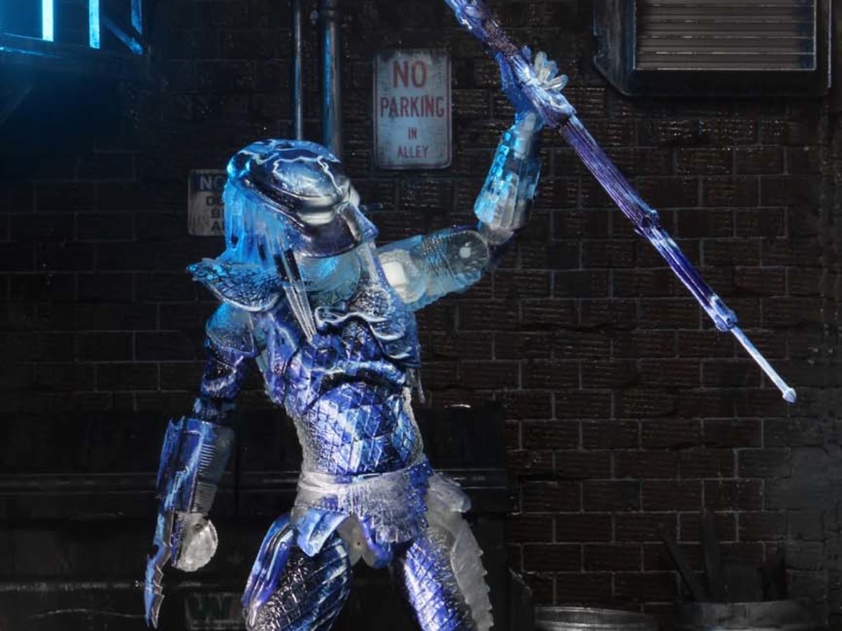 neca lightning predator