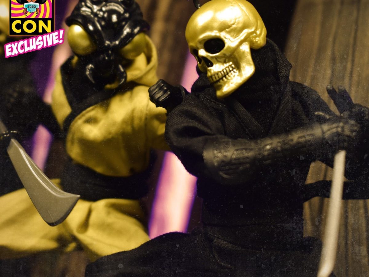 mezco house of golden skulls