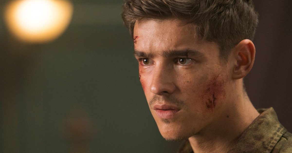 Brenton Thwaites Talks Ghosts of War and the Horror Genre