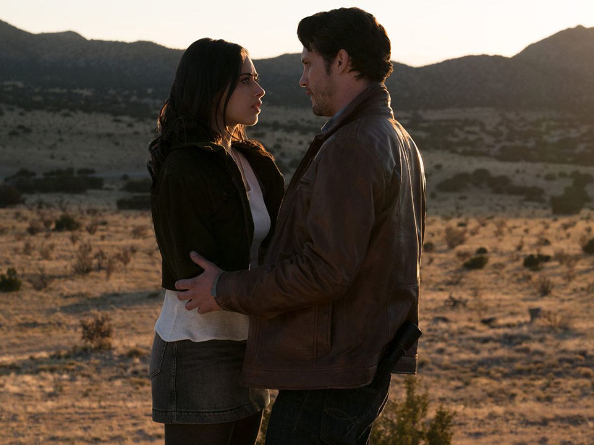 Roswell, New Mexico Confirms Shiri Appleby Returning for Season 4