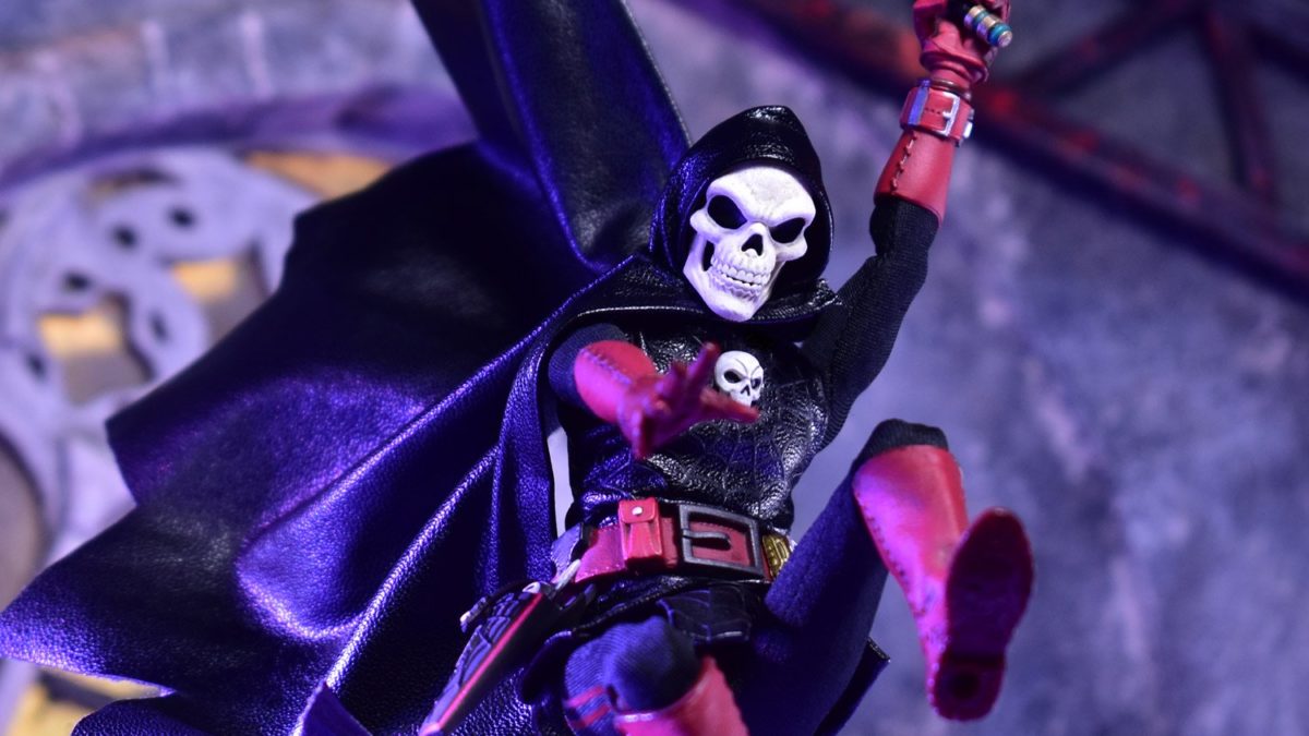Mezco Toyz Unveils the One:12 Mystery Man, Doc Nocturnal