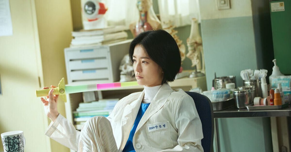 The School Nurse Files Review A Gloriously Demented Netflix KFantasy