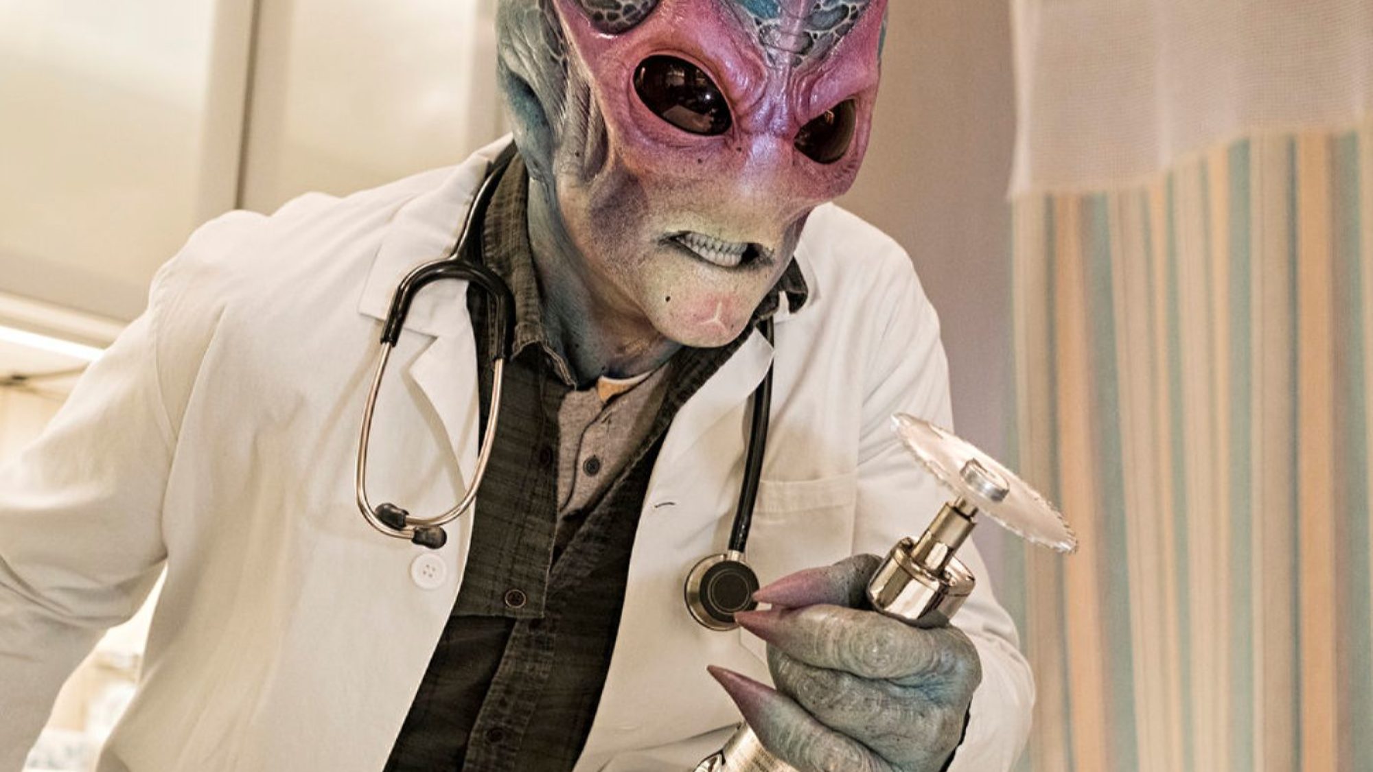 Resident Alien Returning for Season 4; Moves From SYFY to USA Network