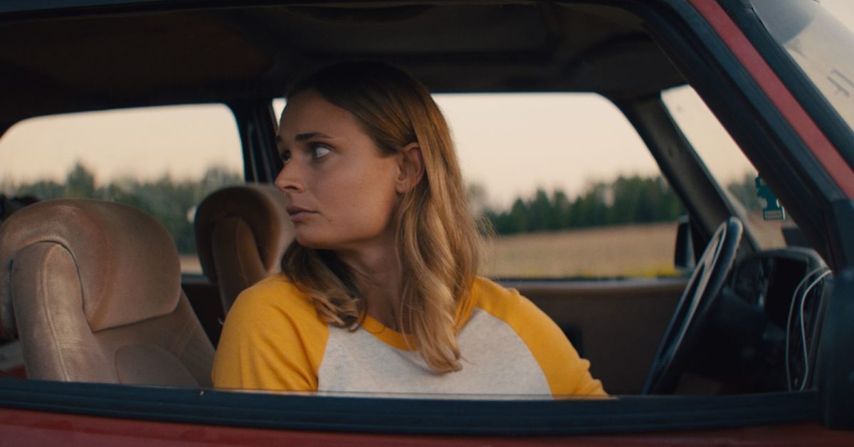 Honeydew Star Malin Barr Talks Film, Sawyer Spielberg, Weather