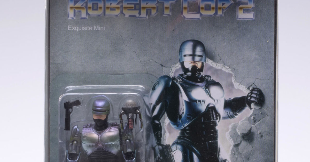 Hiya Toys Announces RoboCop 2 "Robert Cop" Bootleg SDCC Release - Vimarsana News