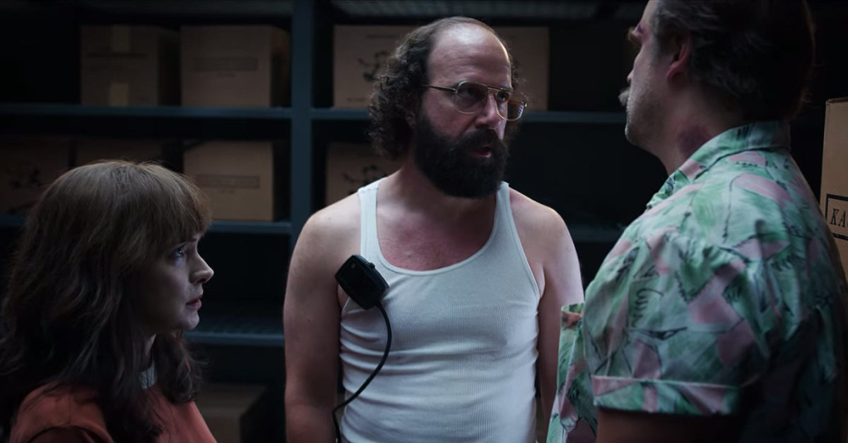 Stranger Things Star Brett Gelman Goes Pig Latin for Season 4 Talk - Vimarsana News
