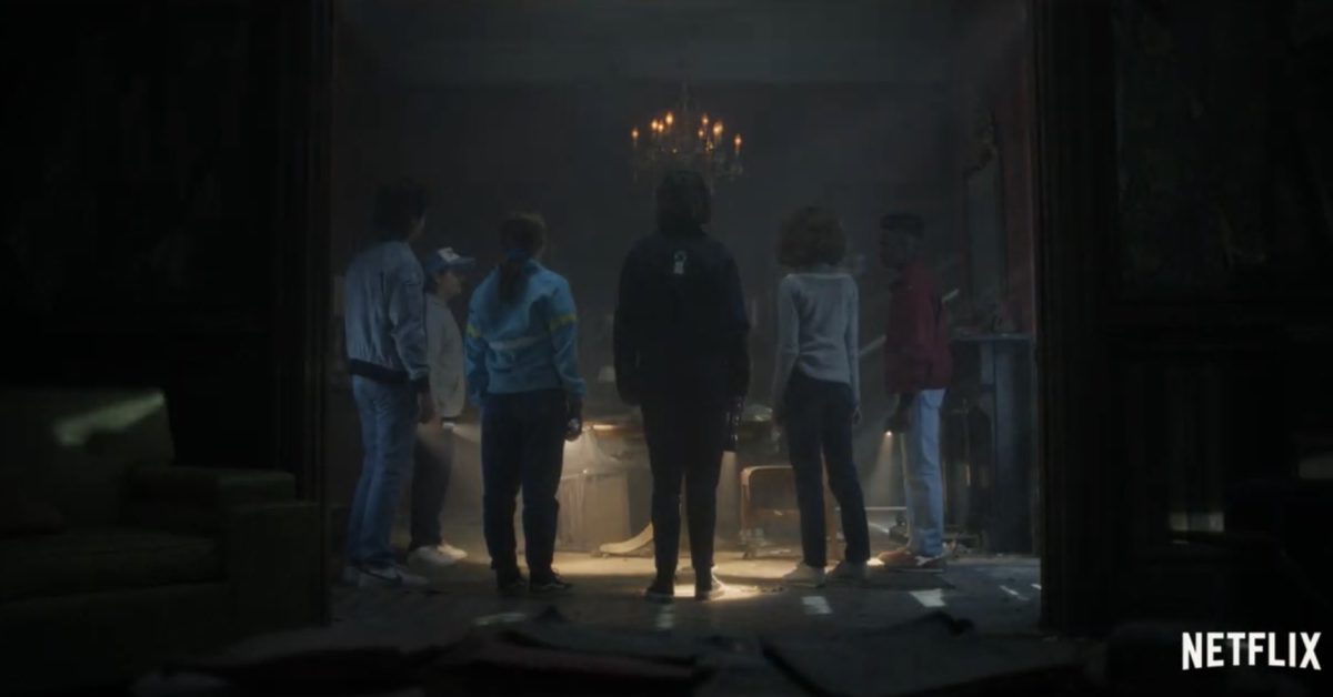 Stranger Things Day: Mixtapes, Pop-Up Tours & Cast Gets "Stranger" - Vimarsana News