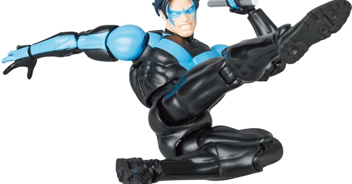 Medicom Debuts New Nightwing MAFEX Figure from Batman: Hush