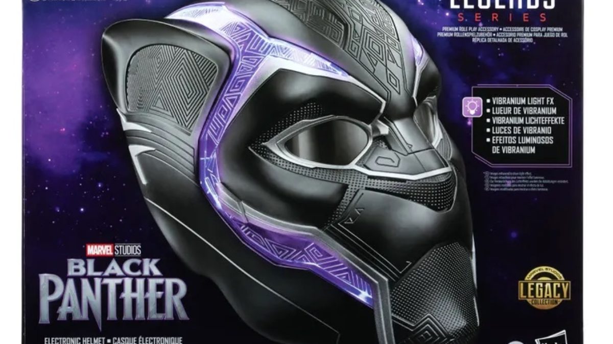 Marvel Legends Prop Replica Black Panther Black Panther Electronic Helmet 