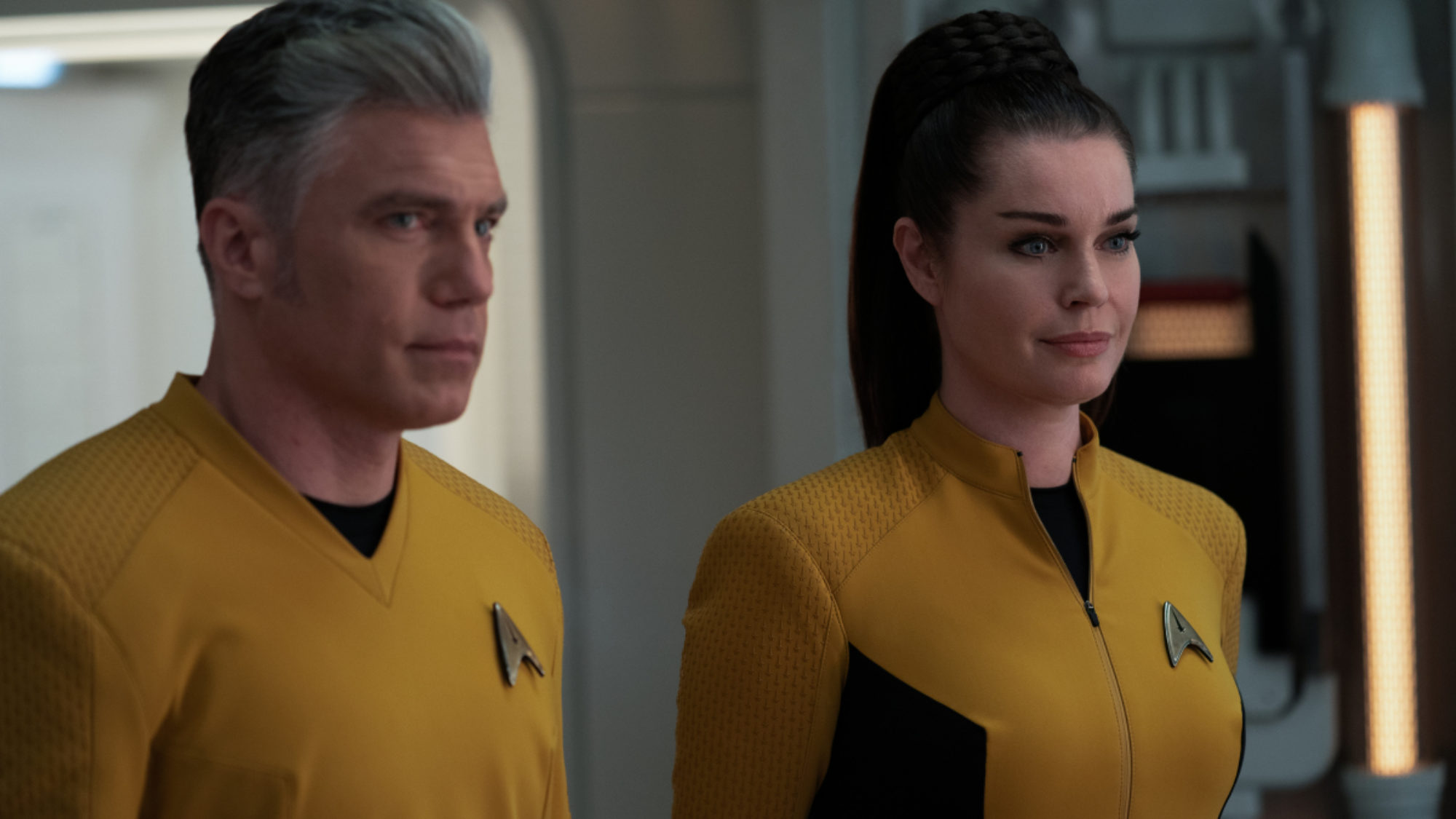 Star Trek: Strange New Worlds Prequel Focuses on Pike/Una Early Years