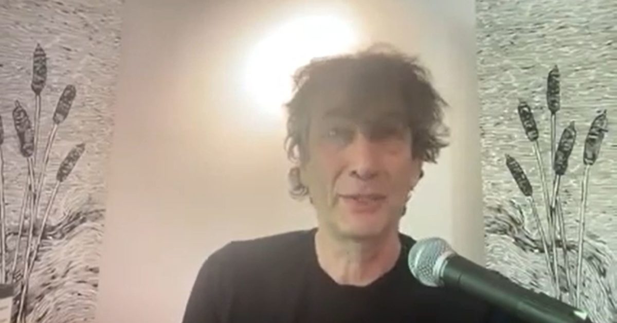 Neil Gaiman's Appearance On San Diego Comic-Con's The Black Panel - Vimarsana News