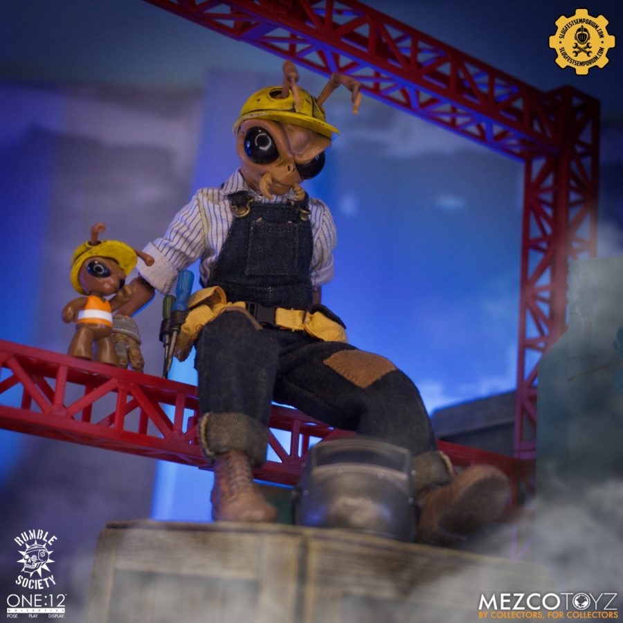 Mezco Toys Kicks Off Rumble Con 2022 with Union 112 Gomez