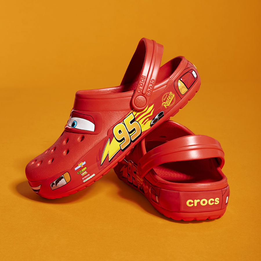 Race on sale car crocs