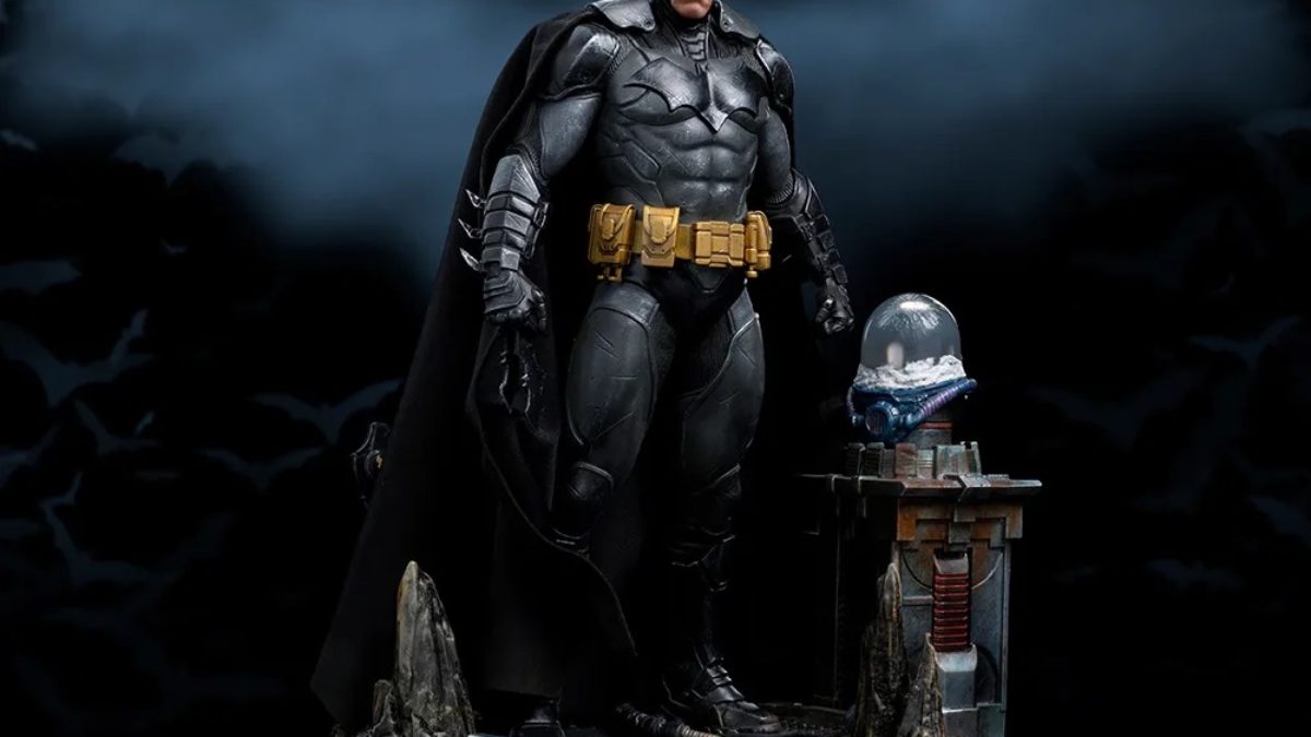 ironstudios 1/10 アンリーシュド版　バットマン Statue Batman Unleashed Deluxe - DC Comics - Art Scale 1/10