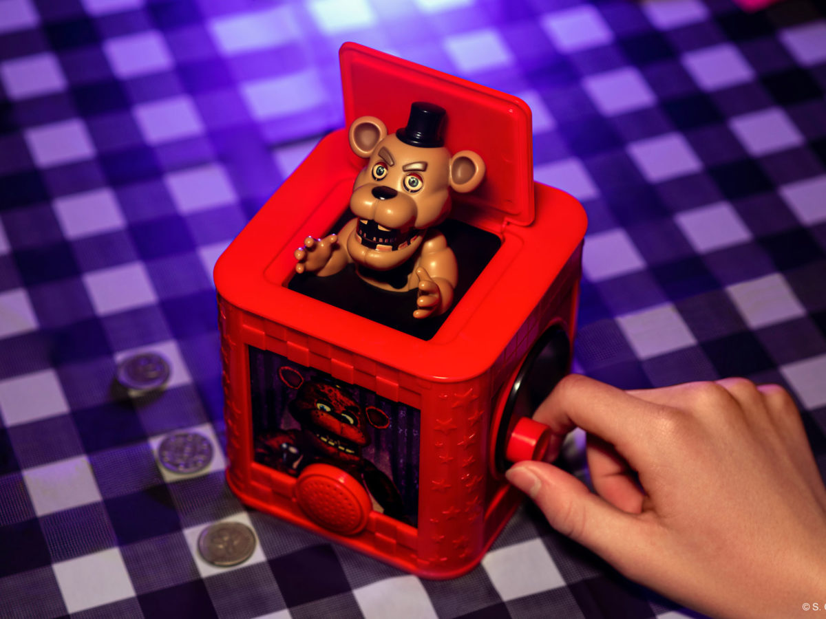 Five Nights at Freddy's 2 Movie Models Showcase + Trailer