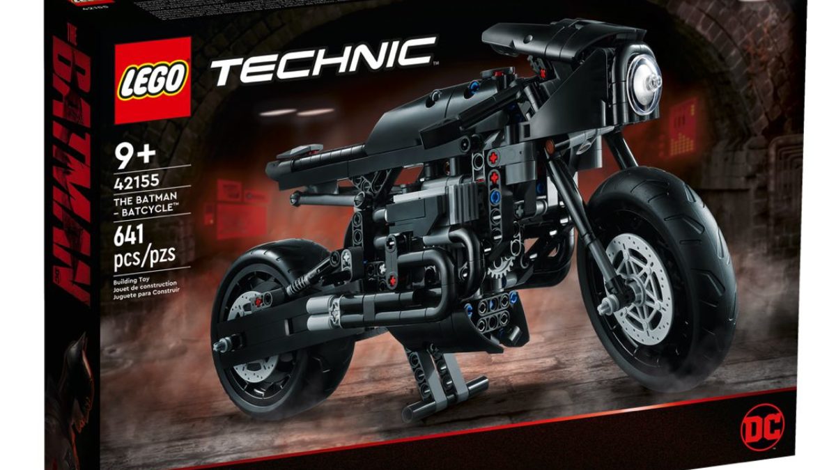 LEGO Technic 42155 The Batman - Batcycle detailed building review 