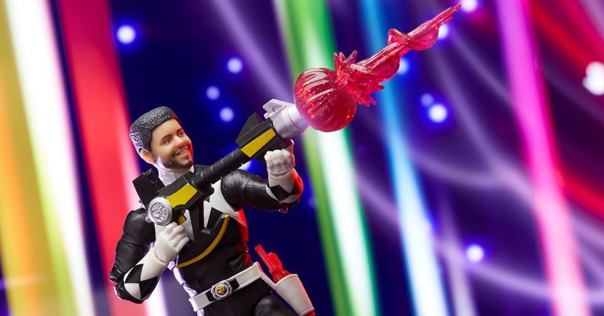 Hasbro Unlocks Power Rangers Black Ranger for Hasbro Selfie Series - Vimarsana News