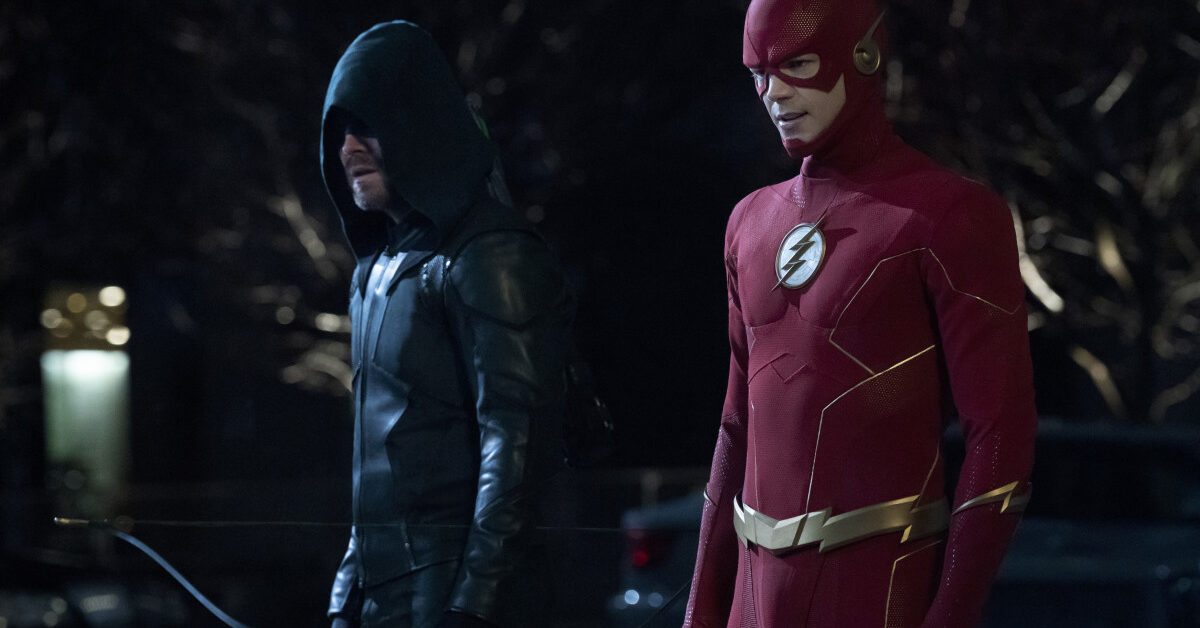 The Flash: Stephen Amell On Meeting Grant Gustin; Arrowverse Memories