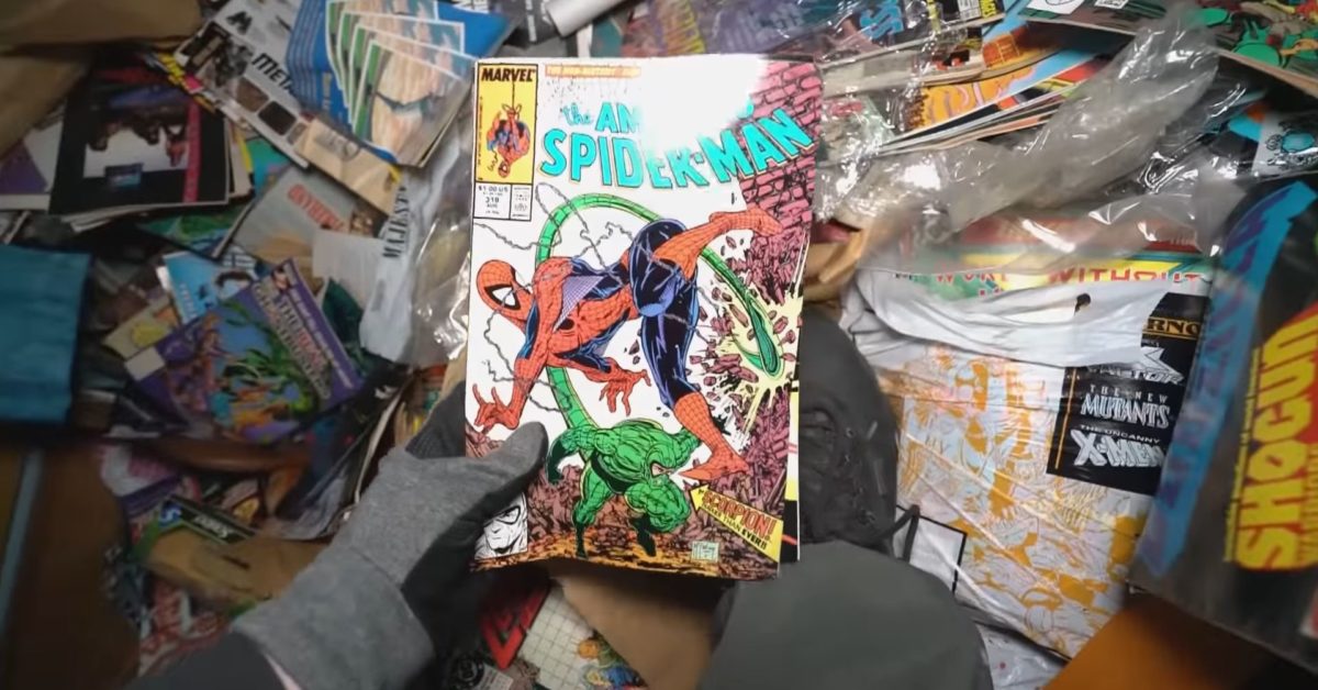 A House Abandoned For 18 Years, Filled 4 Foot High With Comics & Toys - Vimarsana News