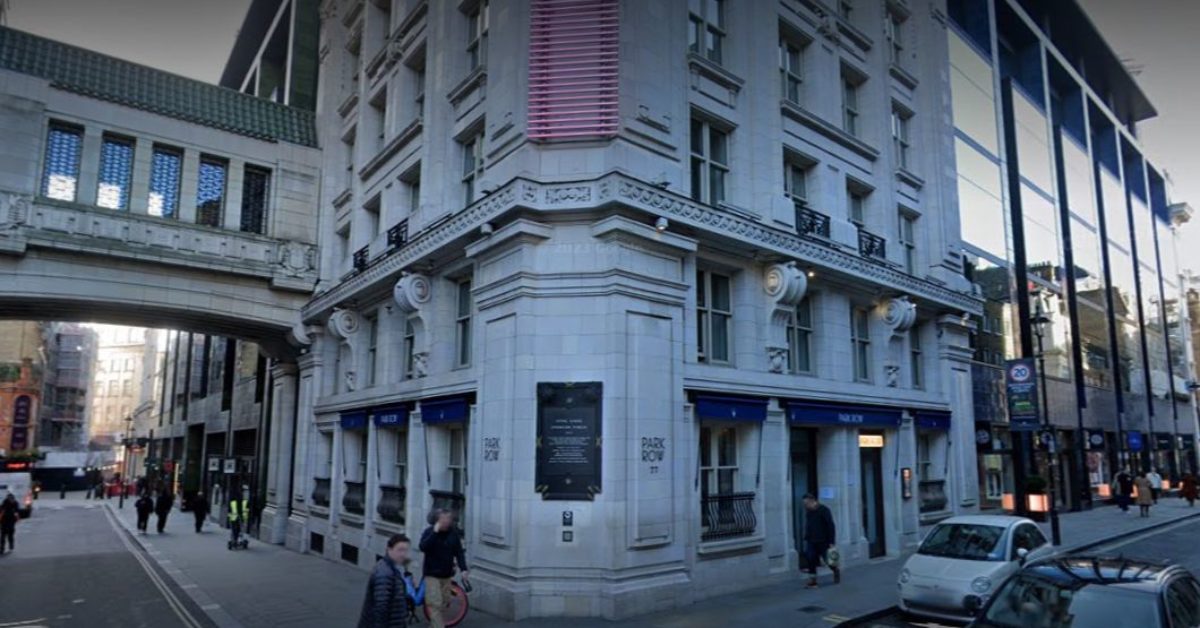 DC Comics London Restaurant Creates A Coronation Menu DC Comics London Restaurant Creates A Coronation Menu