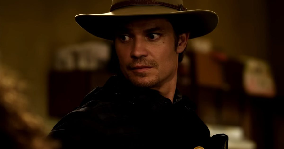 Raylan’s search for Waldo involves his family.