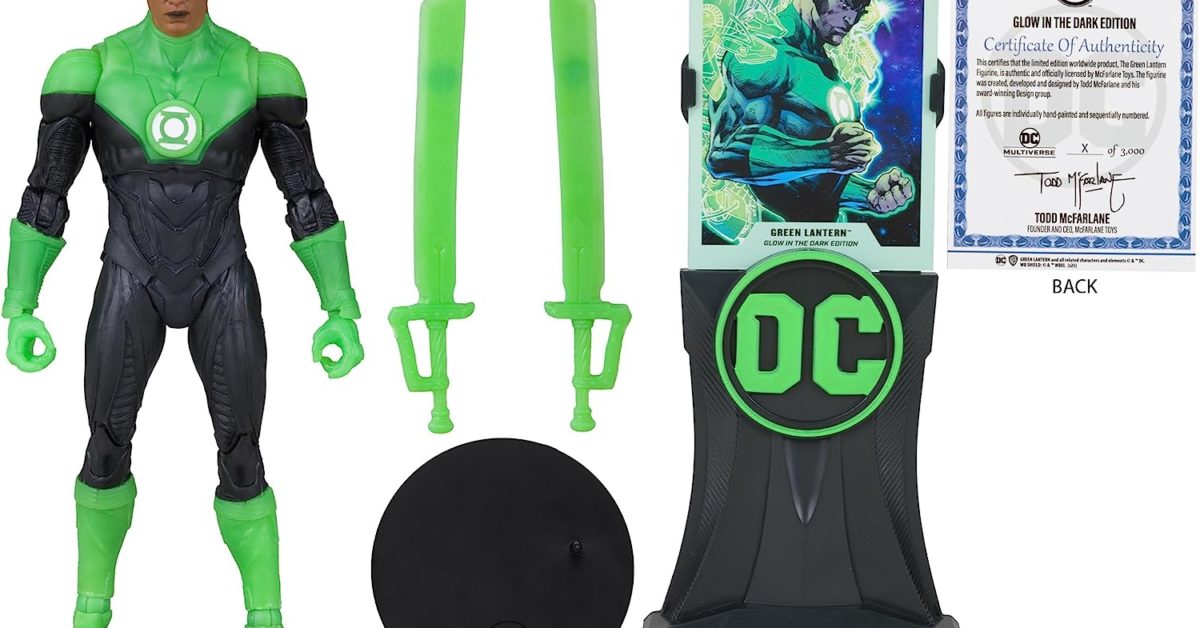 New Glow in the Dark Green Lantern Figure Unveiled by McFarlane Toys