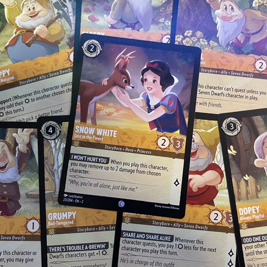 snow white lorcana card Lorcana Snow White Deck Box – AllAccessCardshop