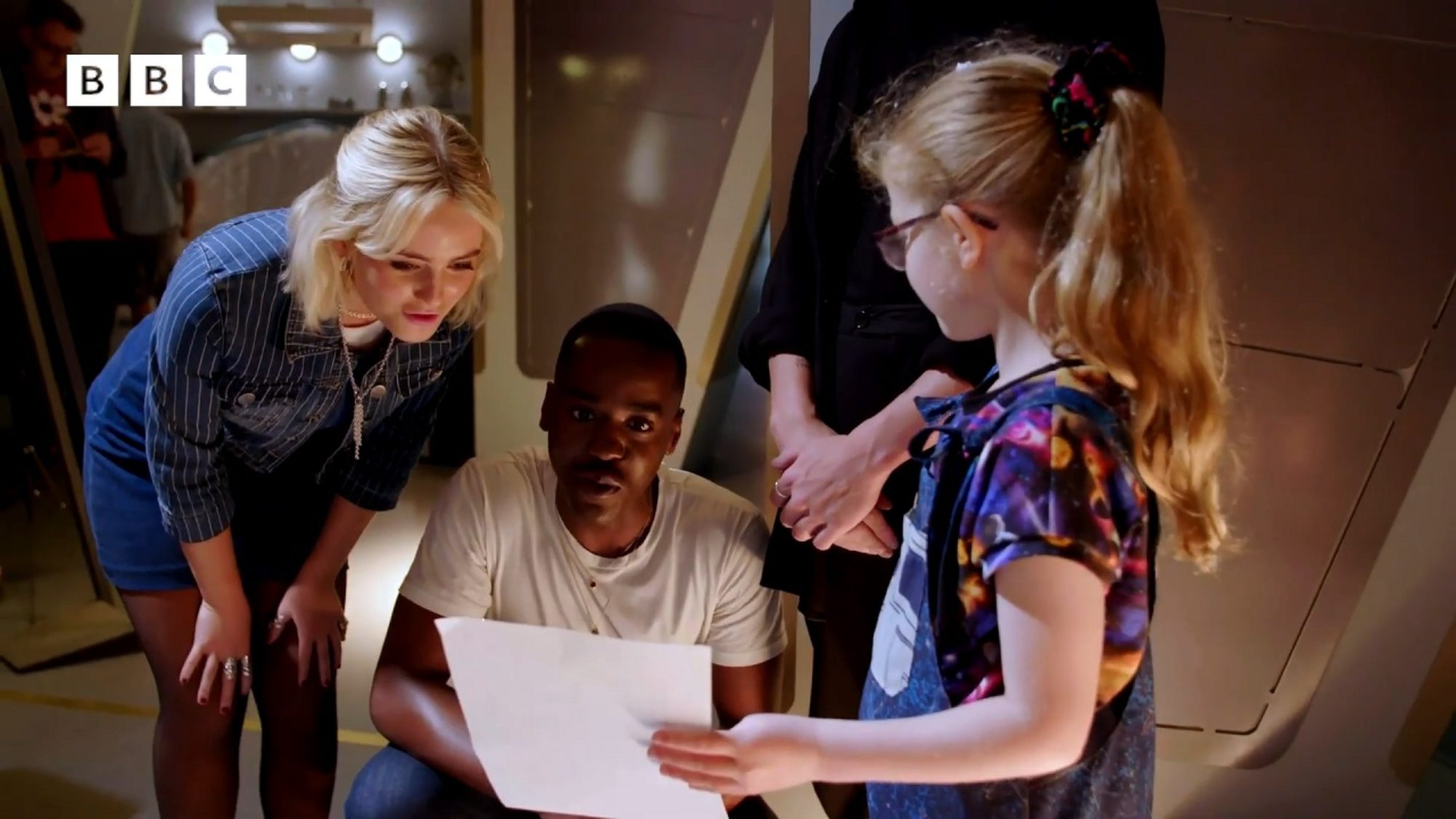 Doctor Who: Ncuti Gatwa, Millie Gibson Meet Blue Peter Winner (VIDEO)