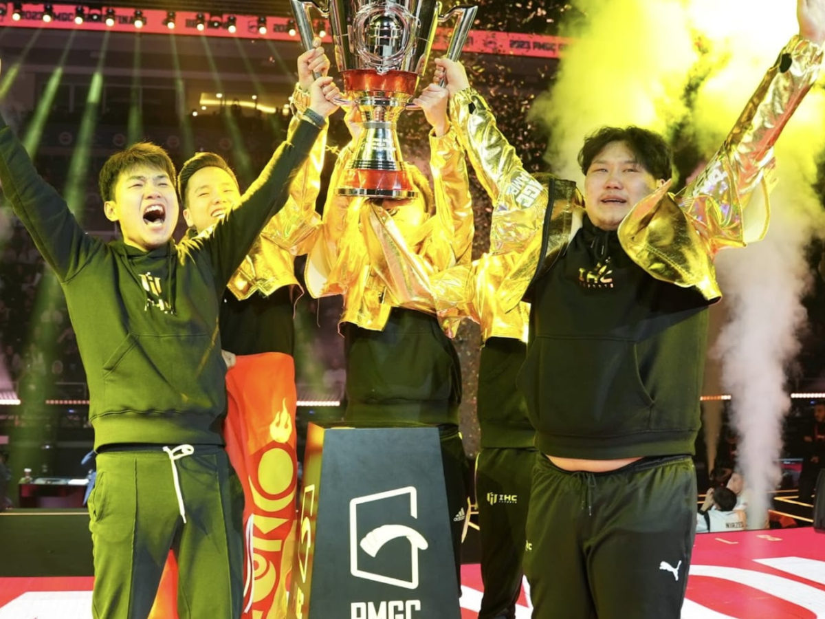 PUBG Mobile JAPAN CHAMPIONSHIP 優勝トロフィー PUBG Mobile】PUBG MOBILE JAPAN CHAMPIONSHIP 優勝 | SCARZ