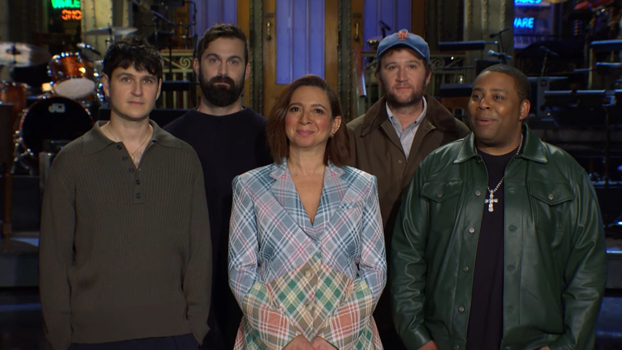 SNL: Rudolph, Thompson Learn The Truth Behind Vampire Weekend