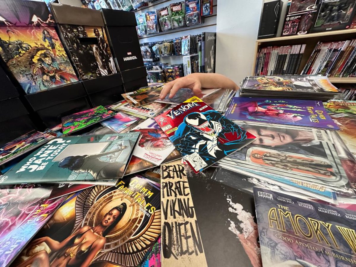 Comic Store In Your Future - Comic Book Shopping Etiquette