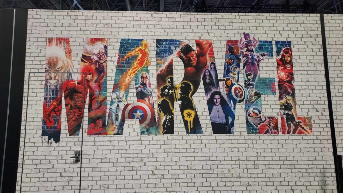 アート・デザイン・音楽 Marvel 75th Anniveresary Nycc Signing NYCC Marvel Logo Teases The Future For Movies, TV, And Games