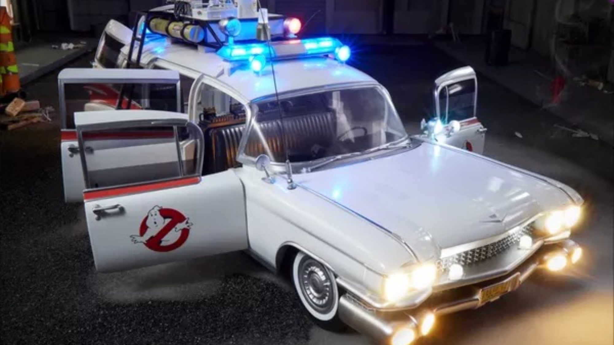 Ecto-01 VERSION 2 蓄光 GIDRxH ECTO-1 V2リアルヘッド ゴーストバスターズ 真頭玩具 ソフビ realhead  Ghostbusters(ソフビ)｜売買されたオークション情報、yahooの商品情報をアーカイブ公開 - オークファン ソフビ